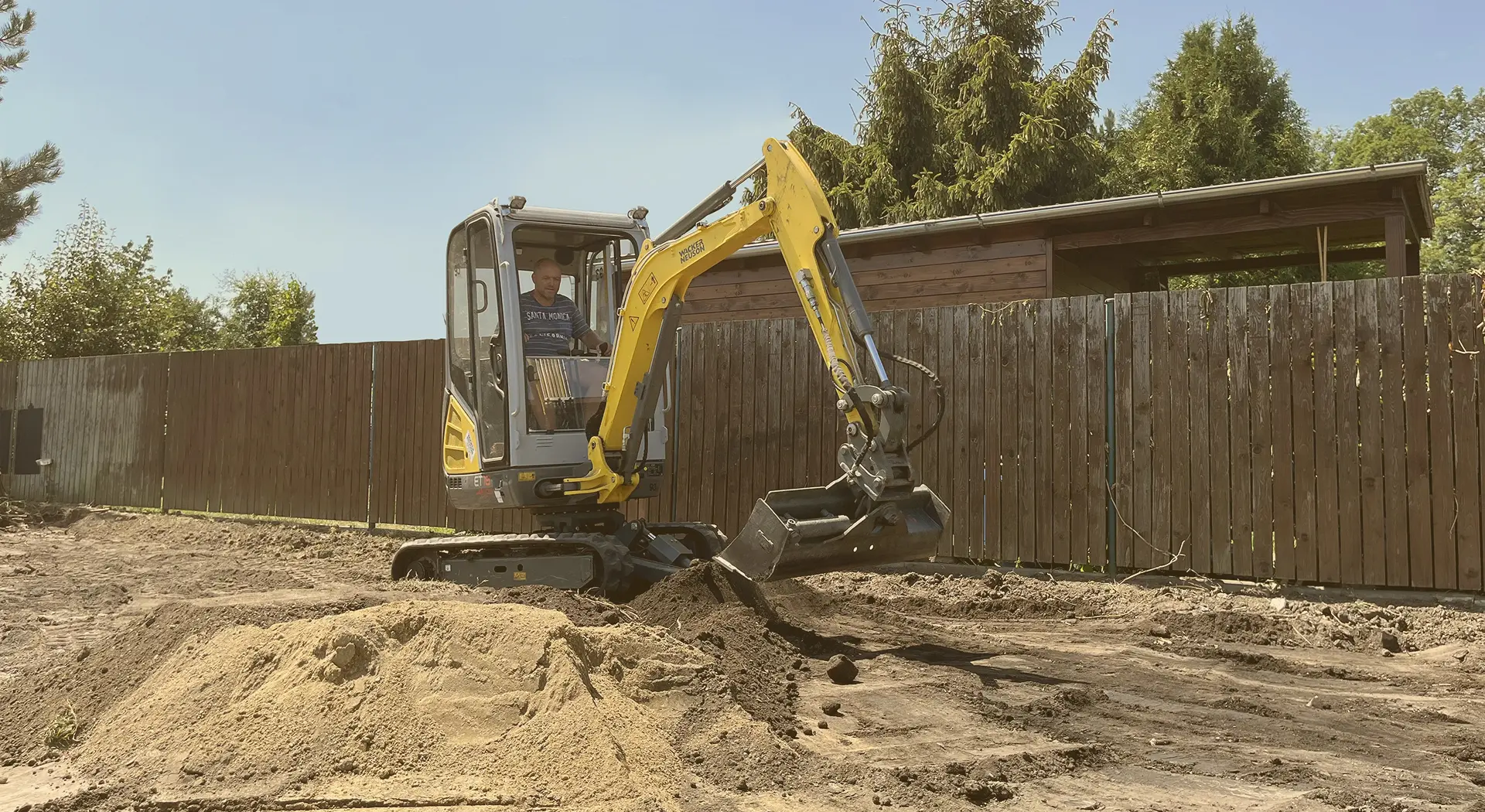 Provádění zemních a výkopových prací